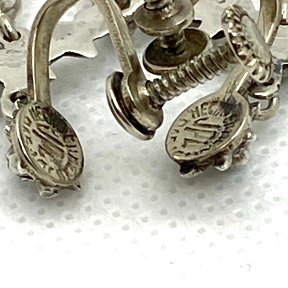 Vintage JPL Wreath Bells 865 Screw Backs Earrings - Picture 11 of 12